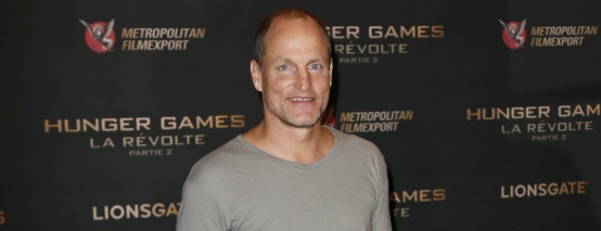 Woody Harrelson na premierze filmu w... piżamie