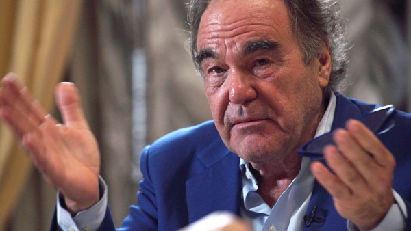 Oliver Stone bezlitośnie krytykuje Hollywood: wszyscy tam oszaleli