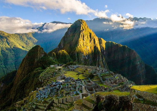 Archeolodzy odkryli olbrzymi, inkaski kompleks ceremonialny w Peru