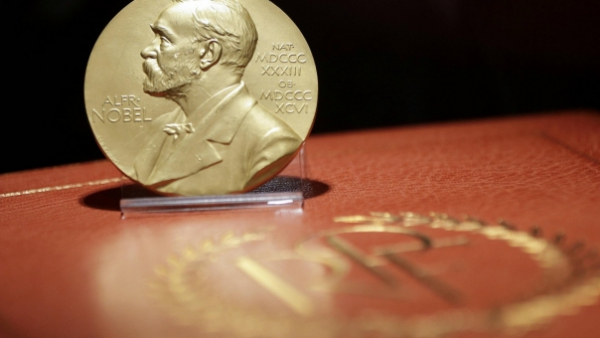 Literacki Nobel za rok 2020: faworyci oraz typy ekspertów