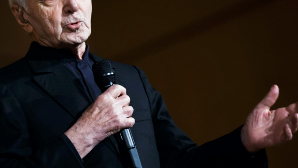 Charles Aznavour po wypadku przekłada koncerty
