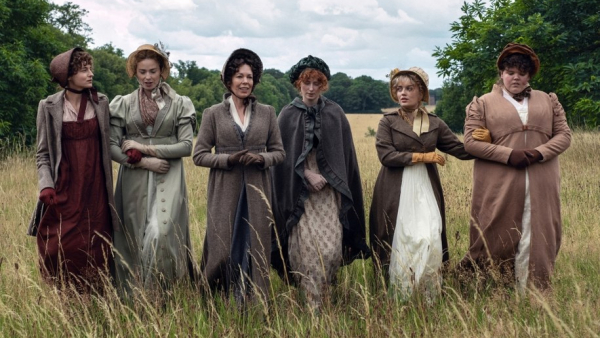 Emma Corrin i Jack Lowden w teaserze nowej ekranizacji „Dumy i uprzedzenia”