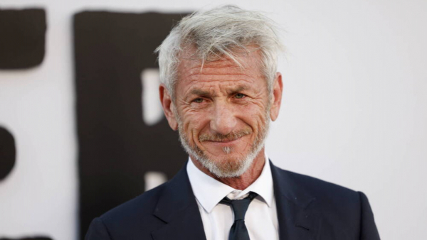 Sean Penn wyreżyseruje film nawiązujący do zamieszek na Kapitolu