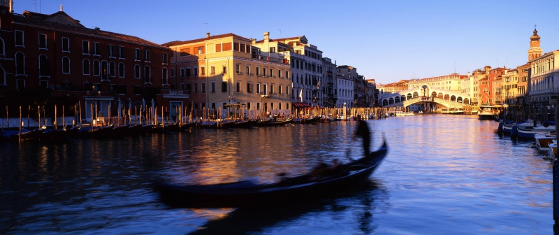 W Wenecji nadzwyczajne kroki, by uporać się z falą turystów w długi weekend