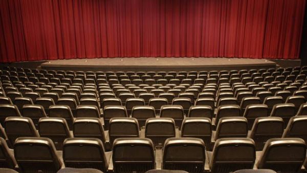 Totalitarny hymn na gali piosenki