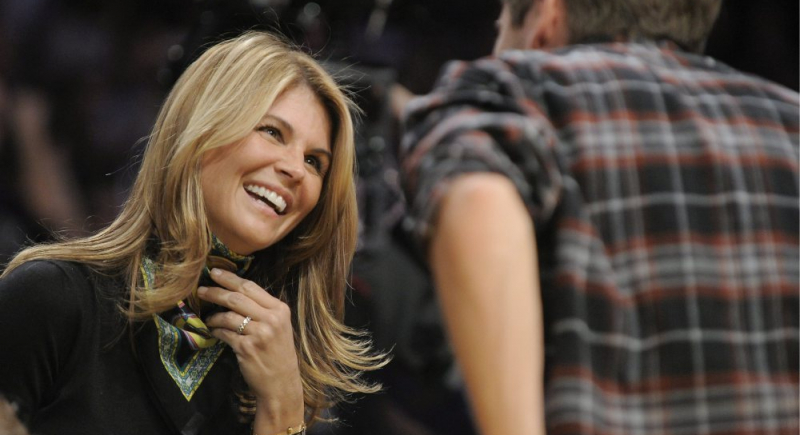 Gwiazda serialu "Pełna chata" będzie sądzona za wręczenie gigantycznej łapówki