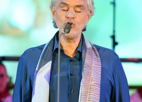 Niezwykły prezent Andrei Bocellego dla nowożeńców