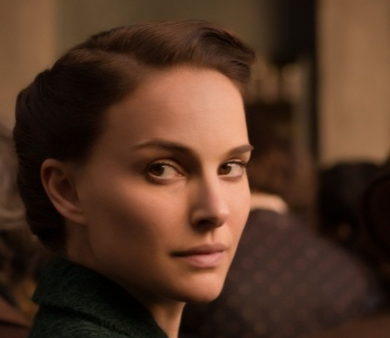 "Działam w miłości, a nie w bólu" - przeczytaj rozmowę z Natalie Portman