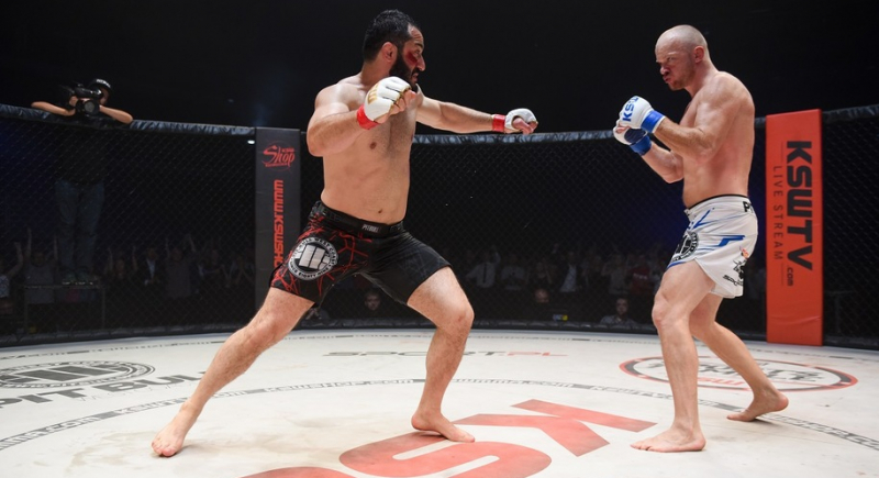 Khalidov i Lubos jako zawodnicy MMA. Zobacz zwiastun filmu "Underdog"