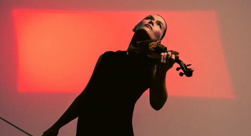Mari Samuelsen — wirtuozka skrzypiec i kobieta, która muzykę po prostu czuje