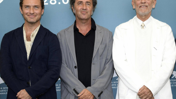 Papież Franciszek pochwalił serial Paolo Sorrentino