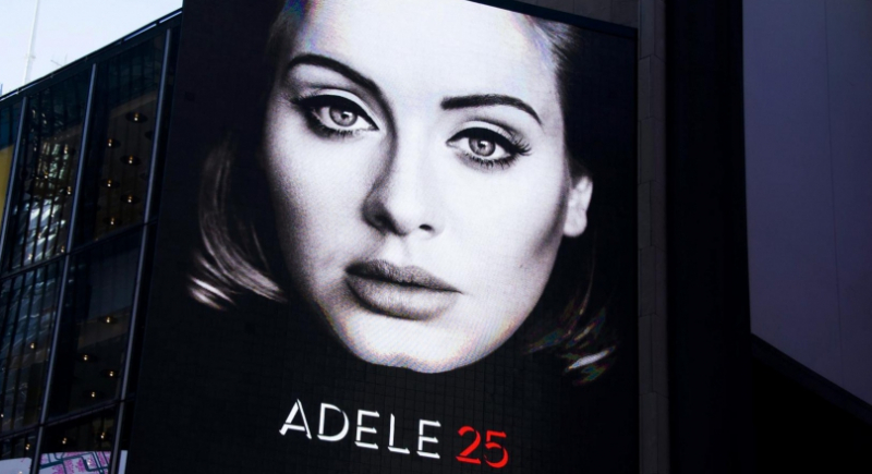 Adele pobiła rekord: miliard odsłon na YouTube