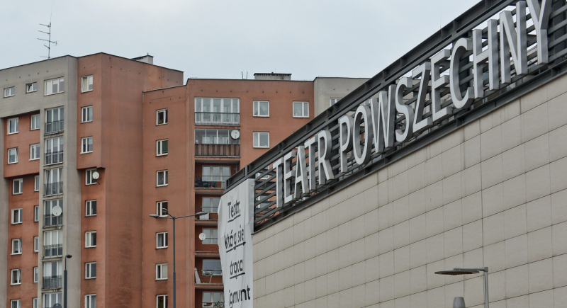 Teatr Powszechny w Warszawie deklaruje pomoc dla Ukrainy: „Planujemy pomoc w Polsce dla uciekinierów z Ukrainy”