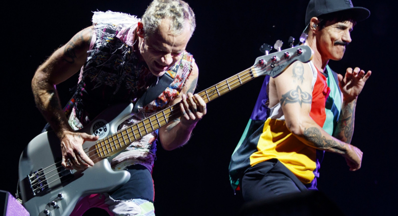 Red Hot Chili Peppers zagrają pod piramidami