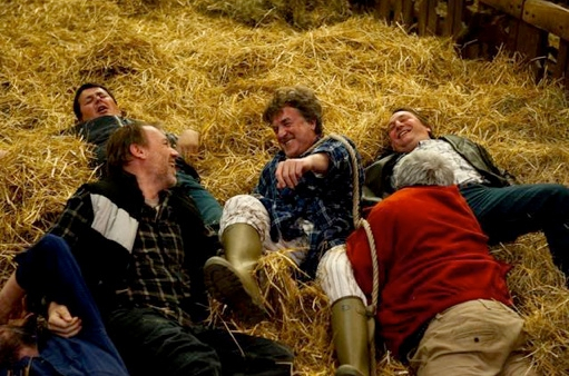 Prezentujemy plakat i zwiastun szalonej komedii „Naga Normandia”