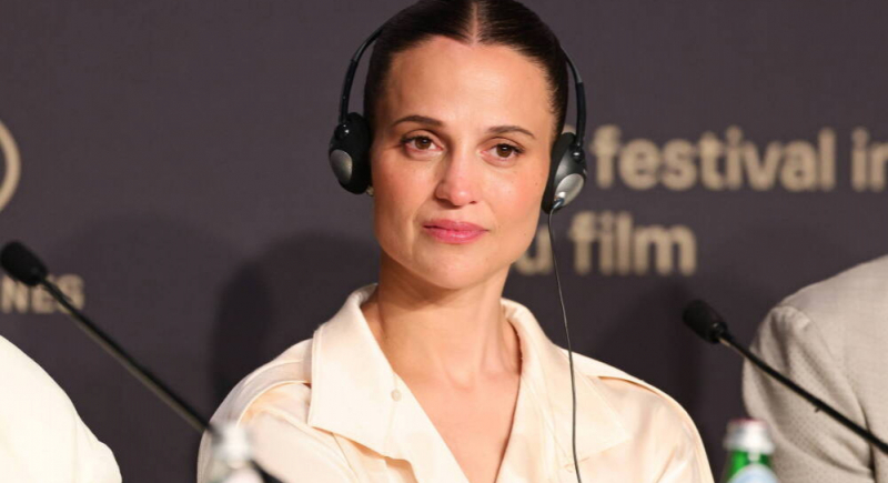 Alicia Vikander w adaptacji kolejnej powieści autora „Tamtych dni, tamtych nocy"