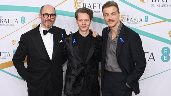  "Na Zachodzie bez zmian" z siedmioma nagrodami BAFTA, w tym za najlepszy film