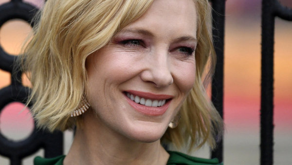 Cate Blanchett - rodzina trzyma ją w pionie