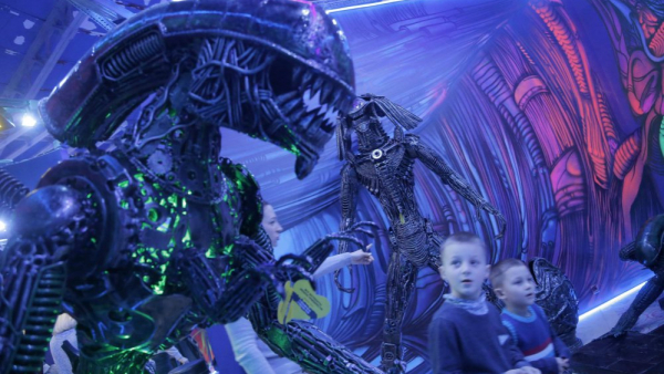 Nie żyje Roger Dicken. To on animował Obcego w scenie, która przeszła do historii kina