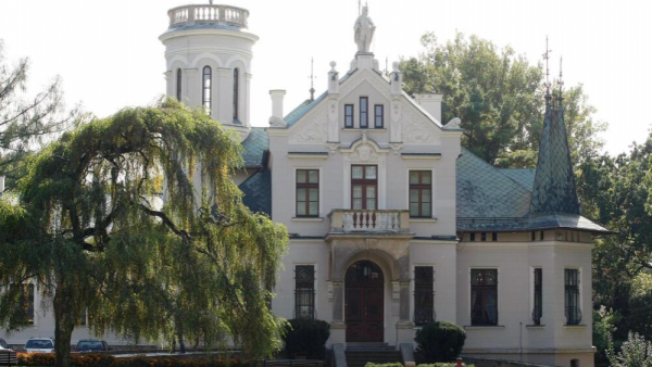 Pałacyk Henryka Sienkiewicza w Oblęgorku otwarty dla zwiedzających po remoncie