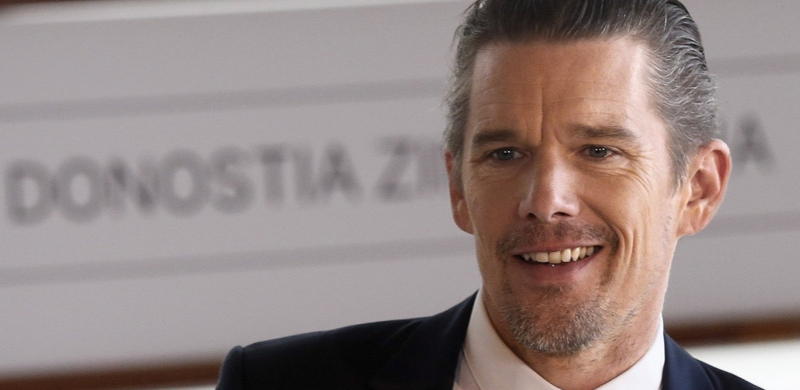 Słynny napad i "syndrom sztokholmski". Ethan Hawke gra w "Sztokholmie"