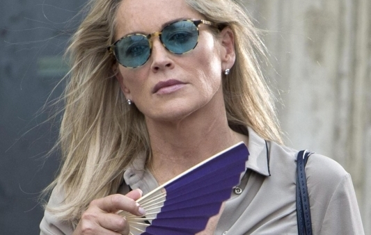 Sharon Stone odbierze Nagrodę Pokoju podczas szczytu noblistów w Warszawie