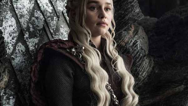 Emilia Clarke szczerze o wynagrodzeniu za rolę w "Grze o tron"