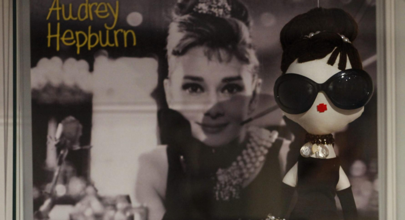 Suknia Audrey Hepburn na wybiegu