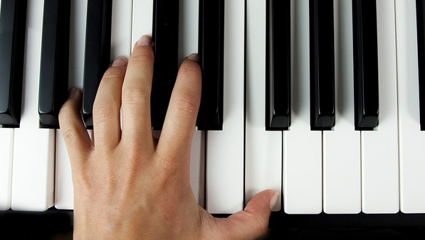 W Krośnie koncertują na fortepianie z czasów Chopina