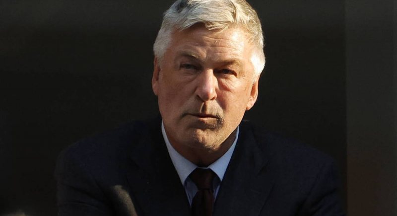 Alec Baldwin i producenci westernu „Rust” pozwani przez członków ekipy tego filmu