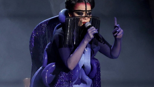 Nowy album Bjork - w 2027 roku. Wcześniej zorganizuje rave podczas całkowitego zaćmienia słońca w Islandii