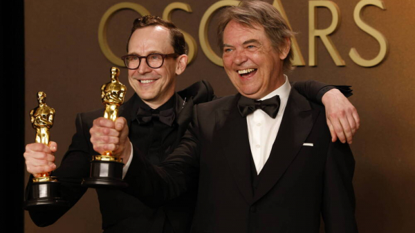 „Wrażliwy, ciepły i mądry człowiek”. Jaki prywatnie jest laureat Oscara, Maciek Szczerbowski?