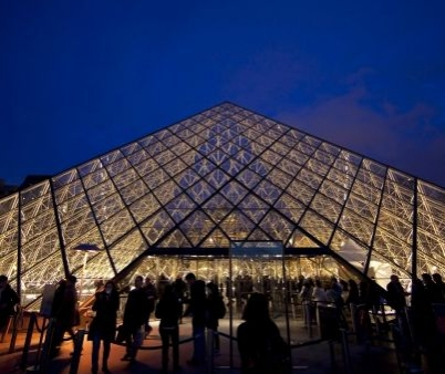Luwr - najliczniej odwiedzanym muzeum