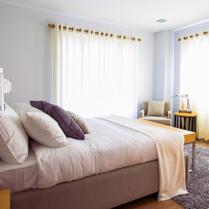 Zainwestuj w nowe zasłony do kuchni i salonu!