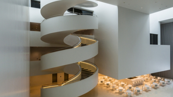 Wielu chętnych do zwiedzania filharmonii 