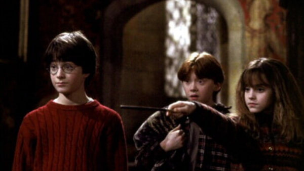 10 ciekawostek o filmie „Harry Potter i Kamień Filozoficzny”. Poznajcie sekrety magicznej produkcji!