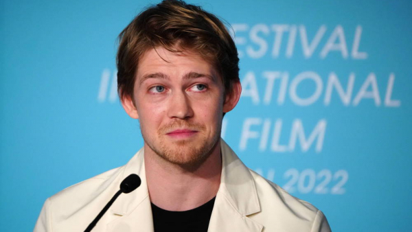 Joe Alwyn ponownie zagra z Emmą Stone u Yorgosa Lanthimosa
