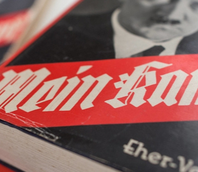 Alarmująca ilość sprzedanych egzemplarzy "Mein Kampf"