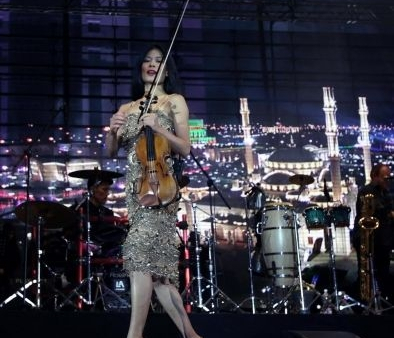 Skrzypaczka Vanessa Mae chce ścigać się na nartach na olimpiadzie w Soczi