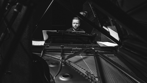 „COINCIDENCE”  Paweł Tomaszewski Sekstet i Orkiestra Symfoniczna Filharmonii w Szczecinie 