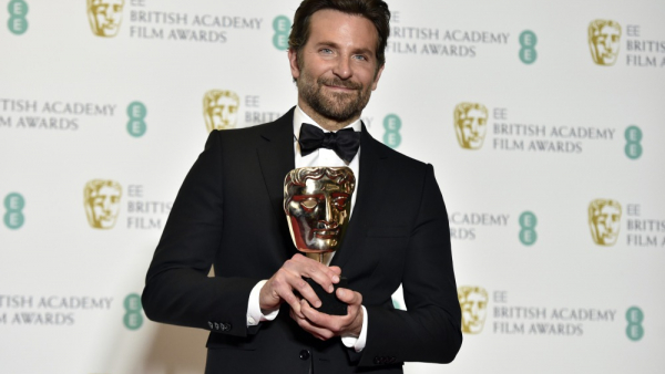 Bradley Cooper z powodu pandemii zaprzyjaźnił się z Guillermo del Toro