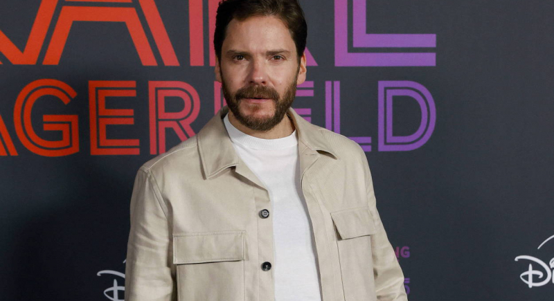 Daniel Bruhl wyreżyseruje film biograficzny o niemieckiej gwieździe tenisa