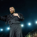 Sam Smith nagrał monumentalny singiel z udziałem 28-osobowego chóru