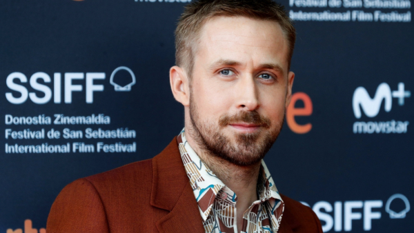 W czasie pandemii ulubionym hobby gwiazd Hollywood stało się robienie na drutach