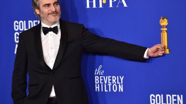 Joaquin Phoenix dał się "wkręcić" podczas Złotych Globów