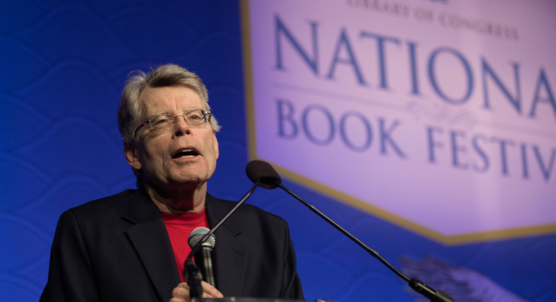 Stephen King zamyka konto na Facebooku, bo ma dość kłamstw