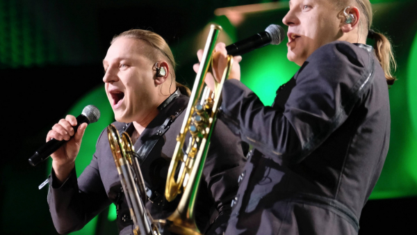 Bracia Golec zaśpiewali hymn w wersji góralskiej