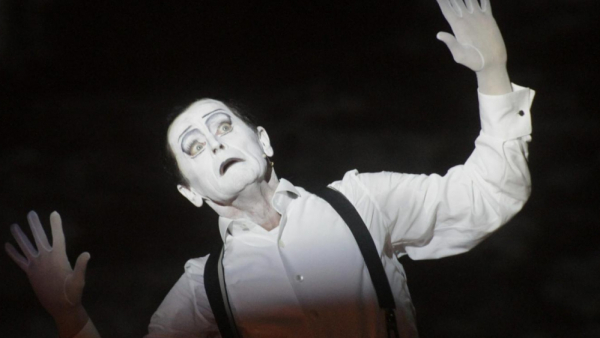 Barysznikow, Niżyński i Wilson przyciągają tłumy do nowojorskiej BAM