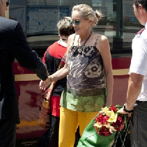 Stoi na stacji... Sharon Stone 