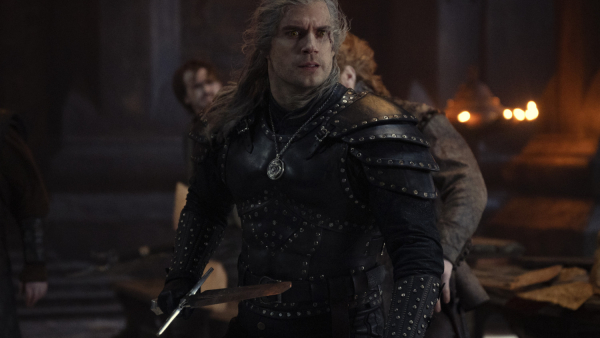 3. sezon "Wiedźmina” obiecuje widowiskowy pojedynek. Zdjęcia z planu zdradzają fabułę nowych odcinków